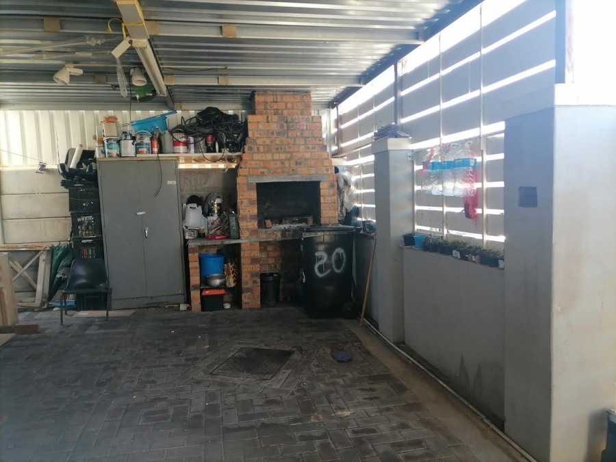 2 Bedroom Property for Sale in Newton Western Cape